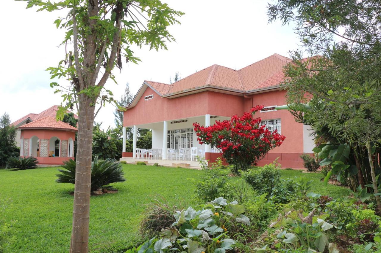 Hotel Maisons-Sifa Butare Екстериор снимка