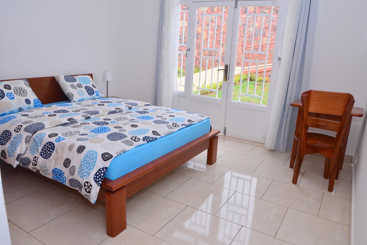 Hotel Maisons-Sifa Butare Екстериор снимка