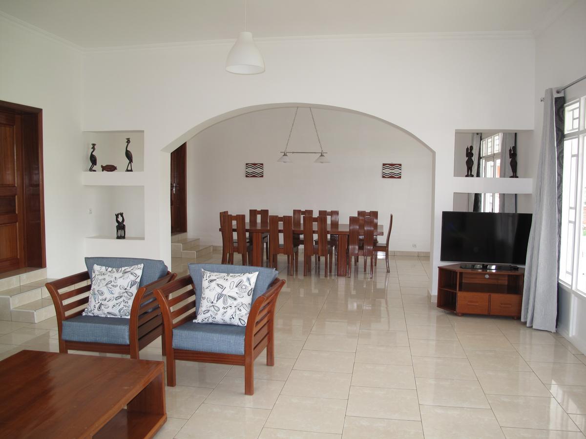 Hotel Maisons-Sifa Butare Екстериор снимка