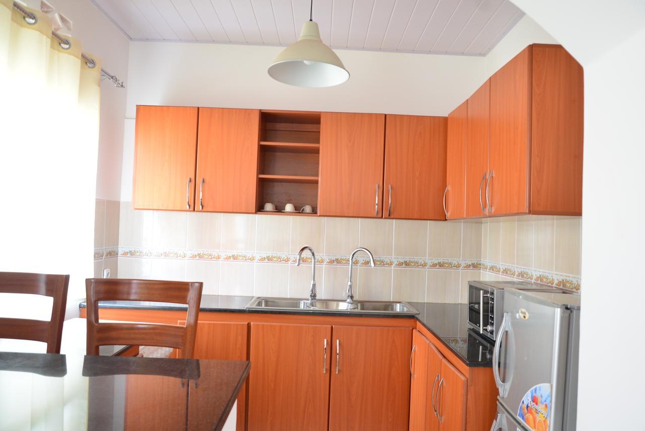 Hotel Maisons-Sifa Butare Екстериор снимка