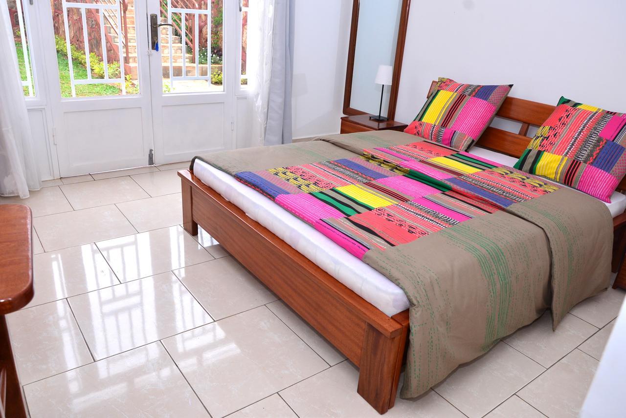 Hotel Maisons-Sifa Butare Екстериор снимка