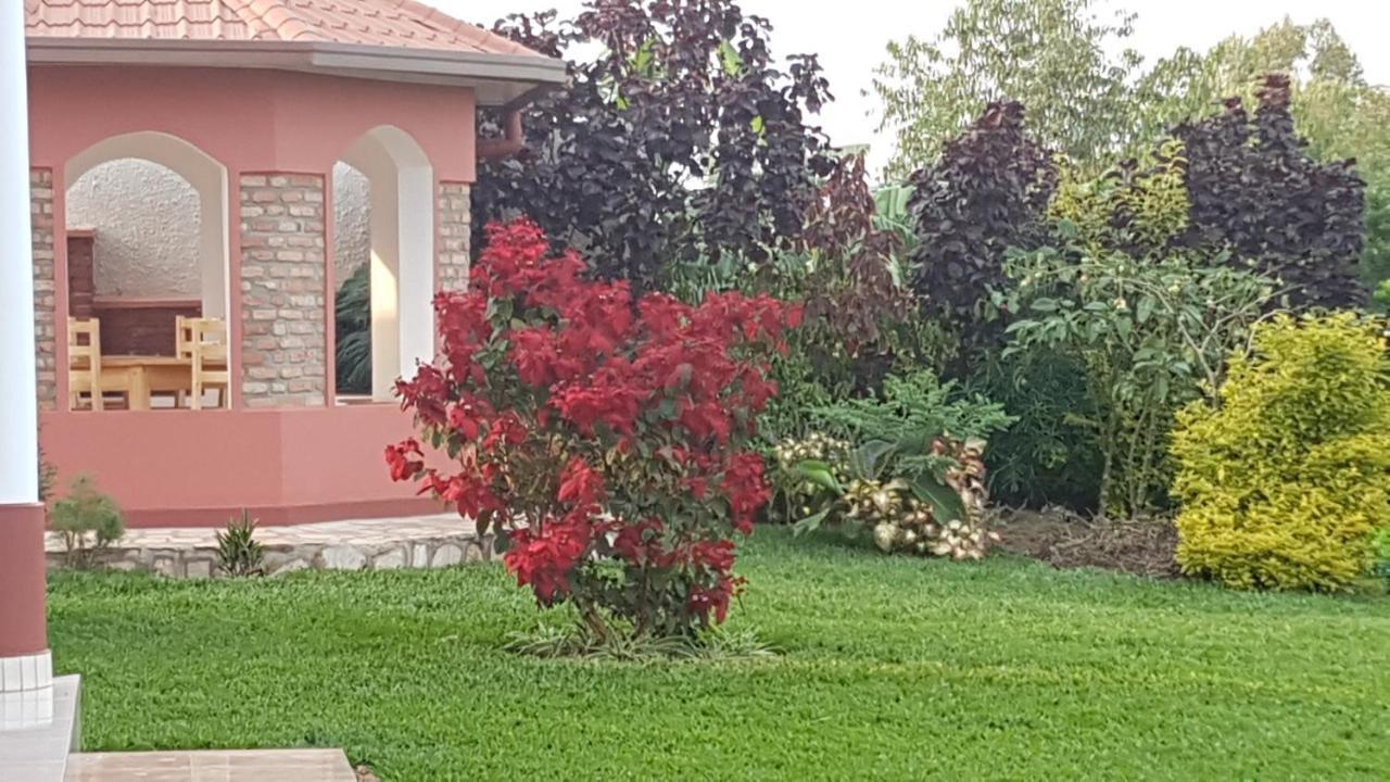 Hotel Maisons-Sifa Butare Екстериор снимка