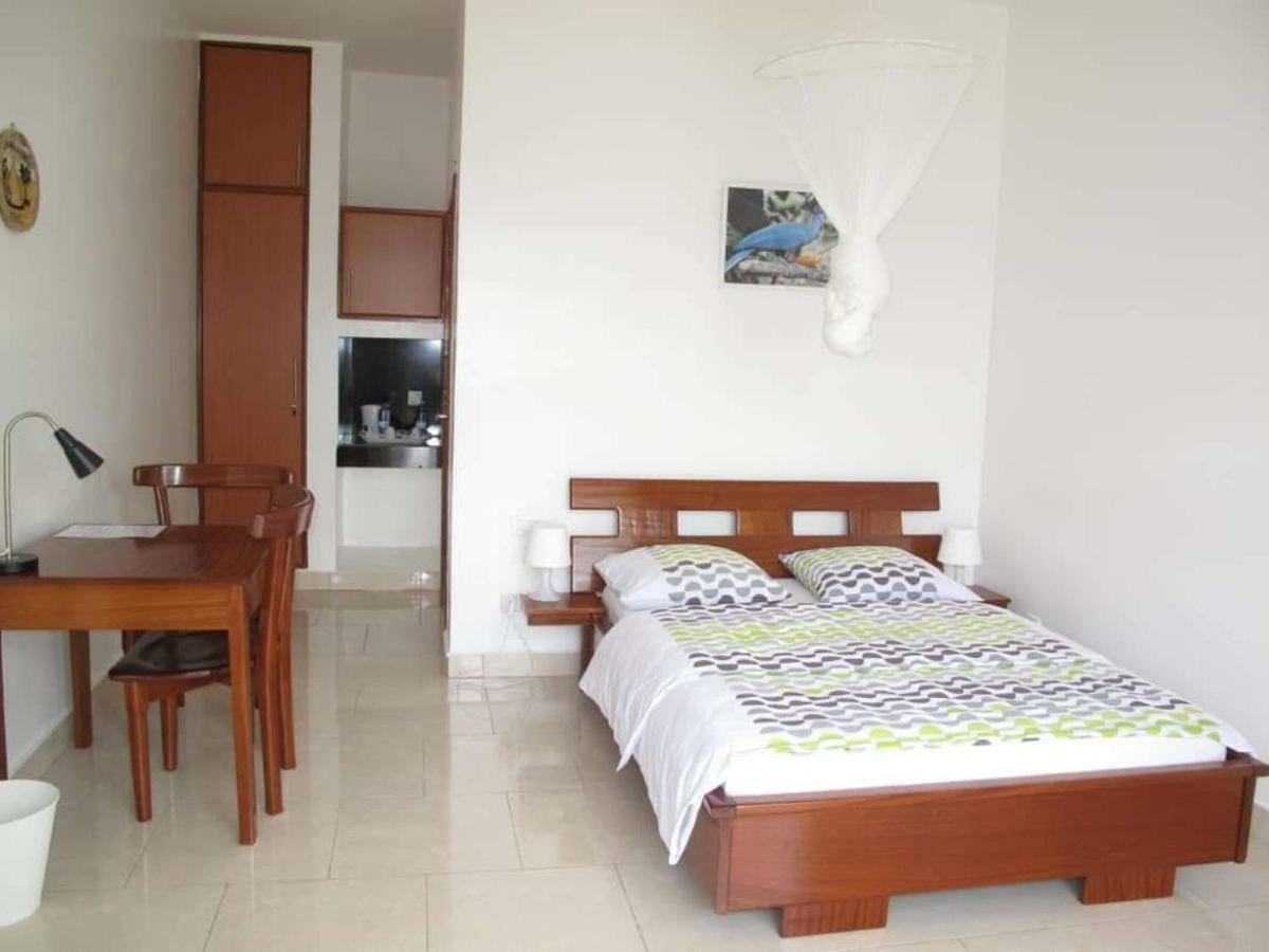 Hotel Maisons-Sifa Butare Екстериор снимка
