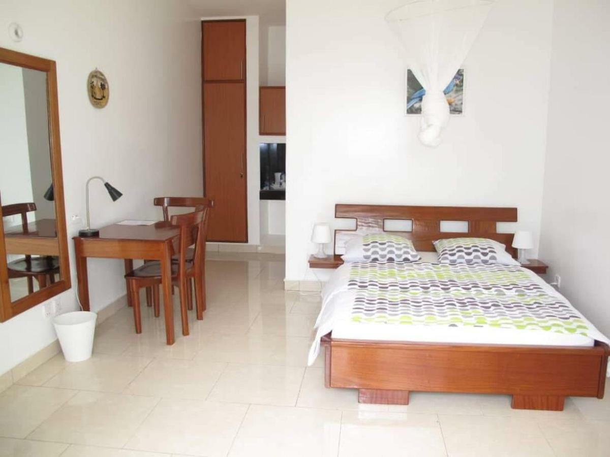 Hotel Maisons-Sifa Butare Екстериор снимка