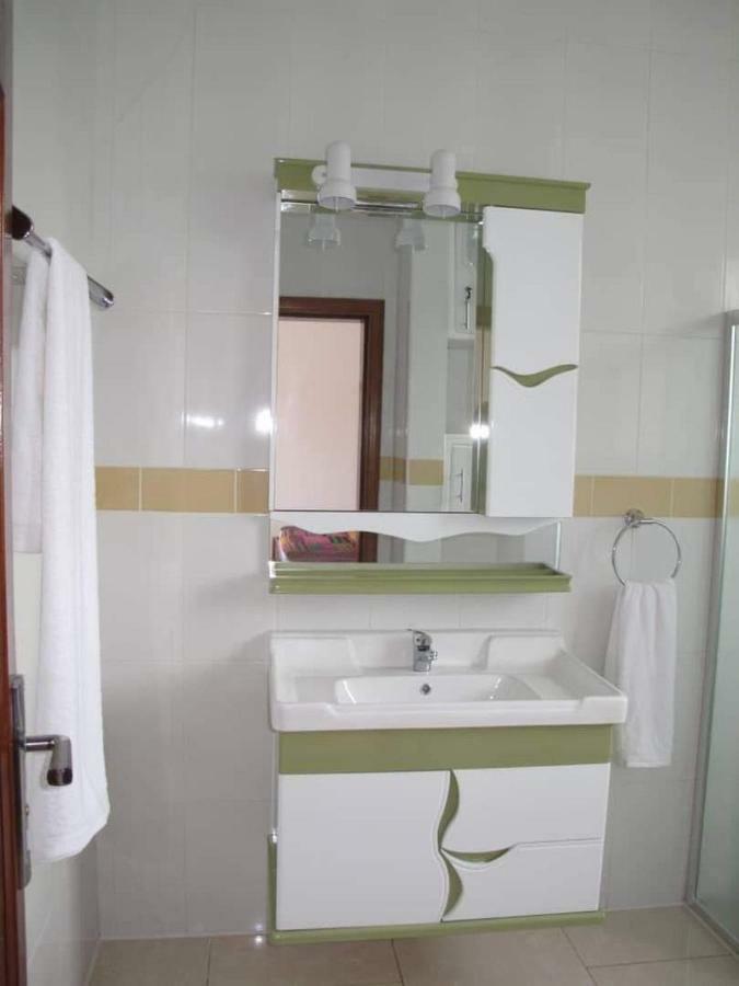 Hotel Maisons-Sifa Butare Екстериор снимка