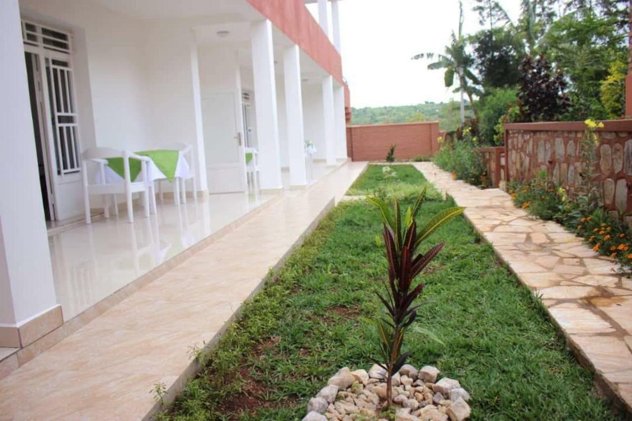 Hotel Maisons-Sifa Butare Екстериор снимка